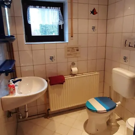 2 Zimmer, Bad Ohne Kueche Appartement