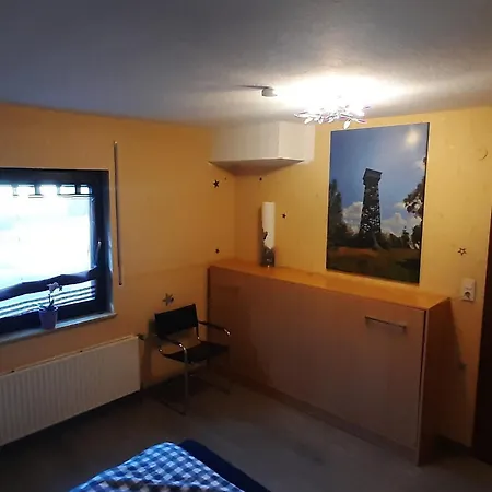 2 Zimmer, Bad Ohne Kueche Appartement *